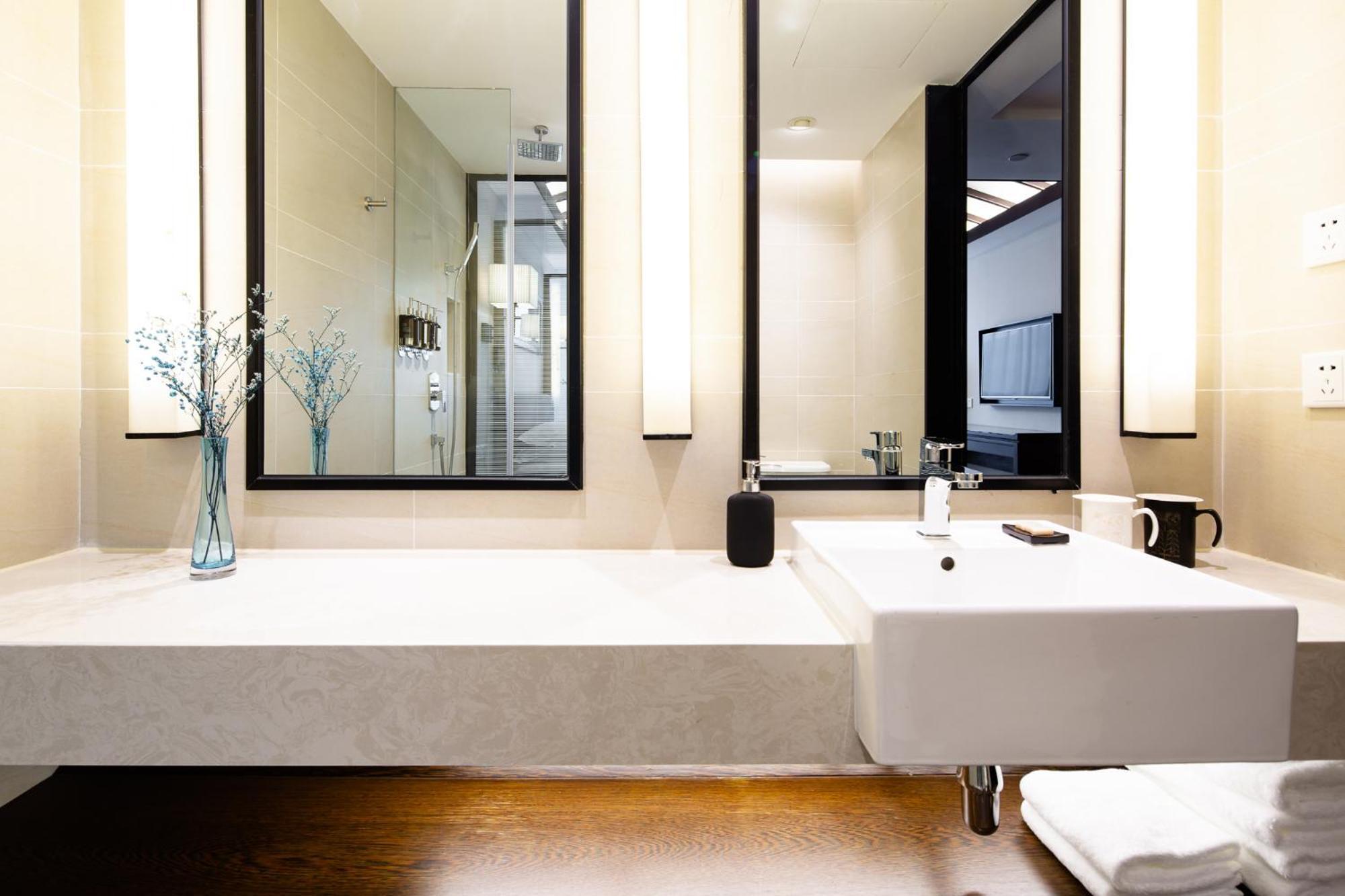 Ssaw Boutique Shanghai South Xuhui Riyueguang Dış mekan fotoğraf